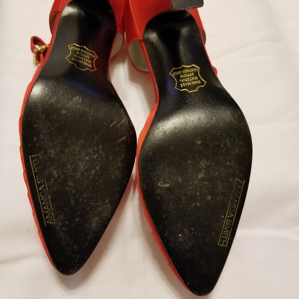 Amanda Smith - image 4